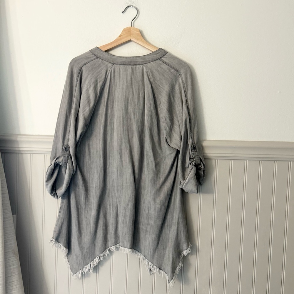 Hester & Orchard Medium Gray Relaxed Tencel Rolled Sleeves Fringe Button Up Top - Picture 6 of 8